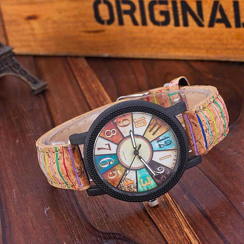 Casual Vintage Leather Women Quartz Wrist Watch